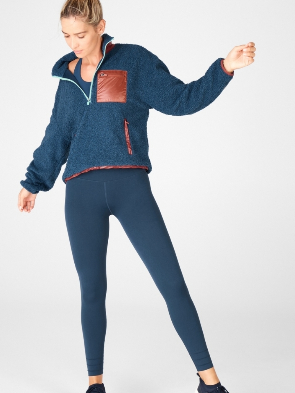 Fabletics Sweater Women's Larissa Blue Brown 1/4 Zip Sherpa Pullover Sz L EUC